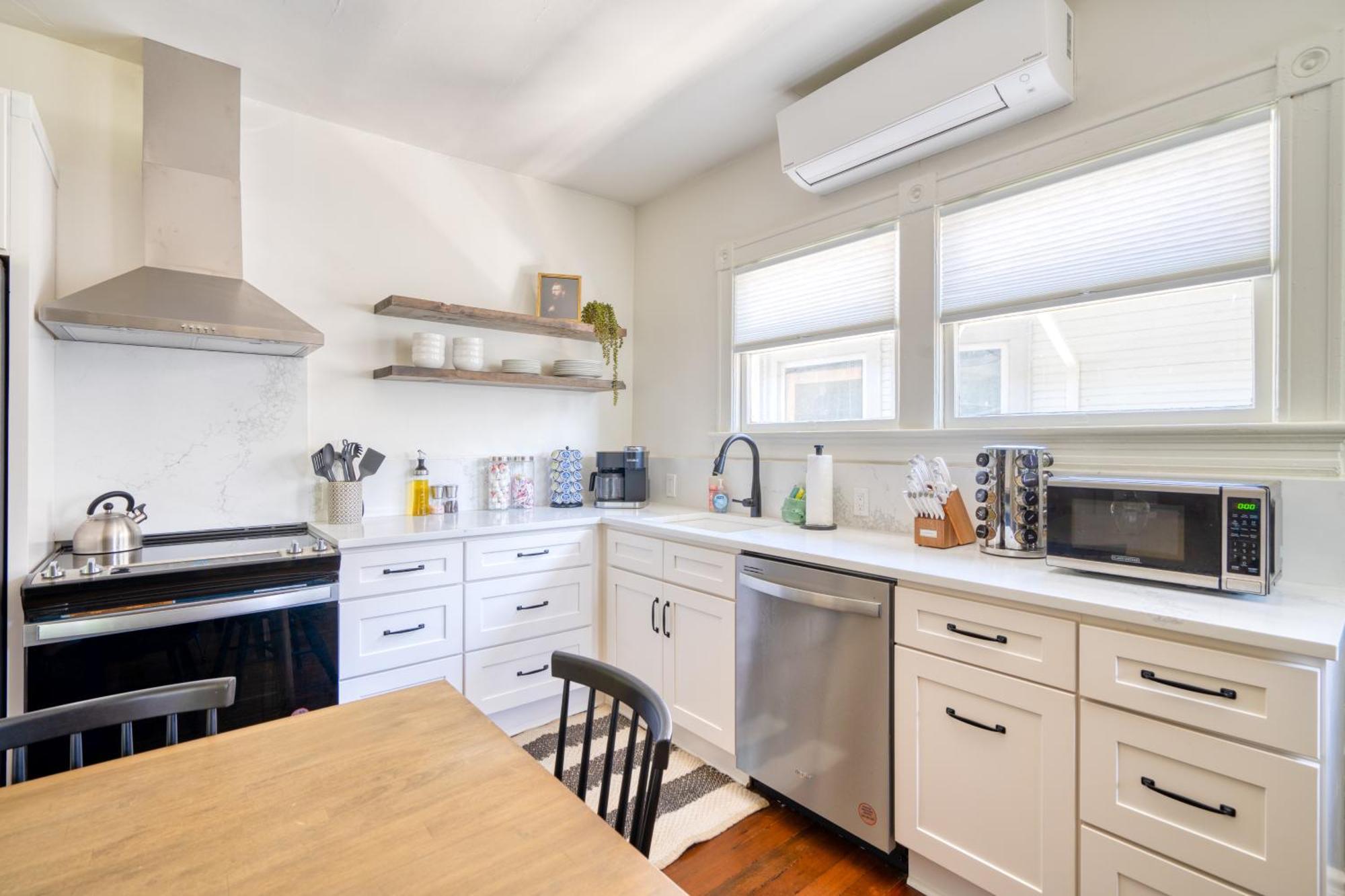 Holiday home Collection - Perfect Family Friendly 3 Bed - 95 Walkscore